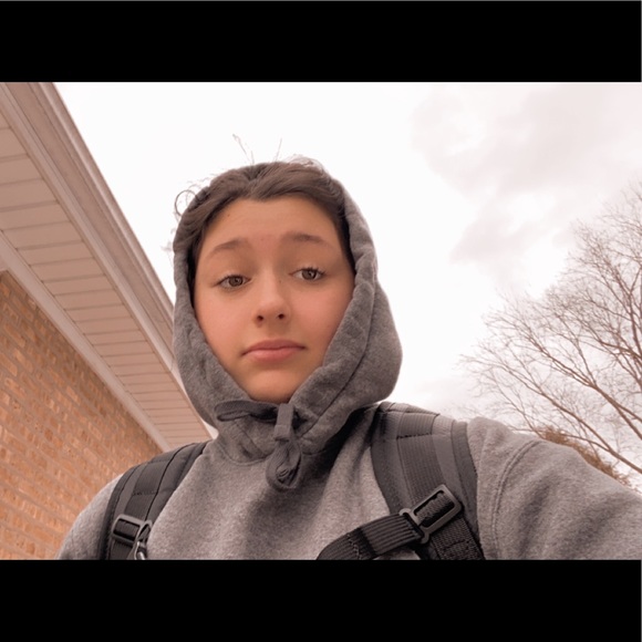 Meet your Posher, Angelica - Picture 1 of 1